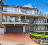 Ash Sienna - 2/49 Ash Street Terrigal - Holiday Byron Bay