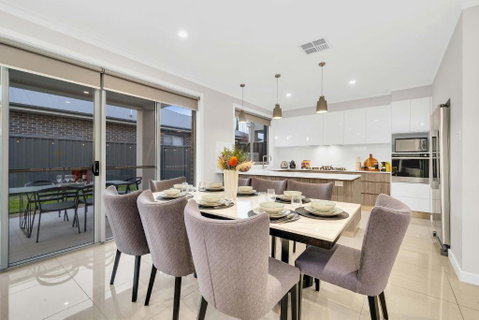 Luxury On City Fringe In Klemzig By Elegant Stays - Holiday Byron Bay 2