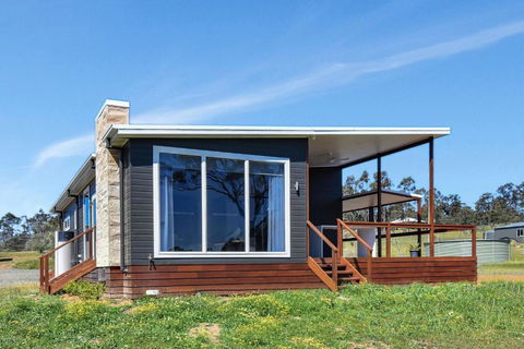 Magpie Two - Two For Joy Estate - Holiday Byron Bay 0