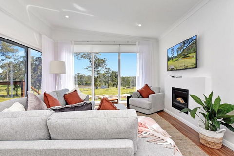 Magpie Two - Two For Joy Estate - Holiday Byron Bay 2