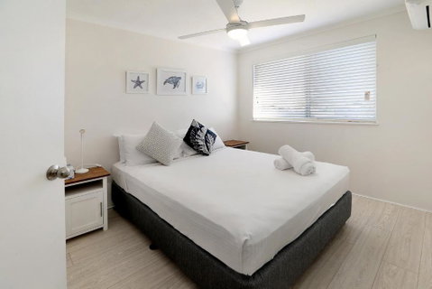 MAINSAIL8- MOOLOOLABA BEACH - Holiday Byron Bay 1