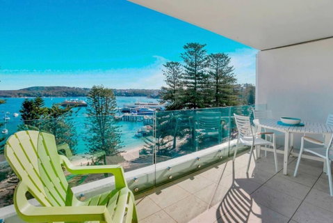 MAN29 - Beautiful 2 BR Apartment Manly Wharf Views - Holiday Byron Bay 0