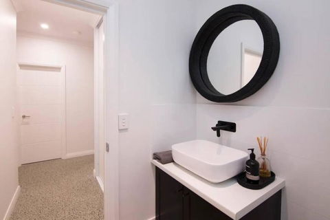 Margaritaville - 4 Bedroom, Fast Wifi, Pool Table - Holiday Byron Bay 3