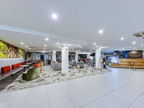 Mercure Penrith - Holiday Byron Bay 2