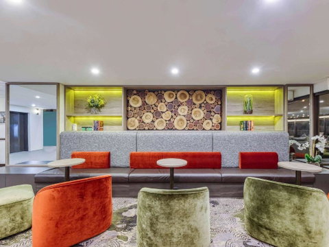 Mercure Penrith - Holiday Byron Bay 3