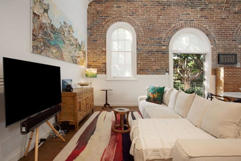 Mezzanine Magic, Bondi Junction - Holiday Byron Bay 2