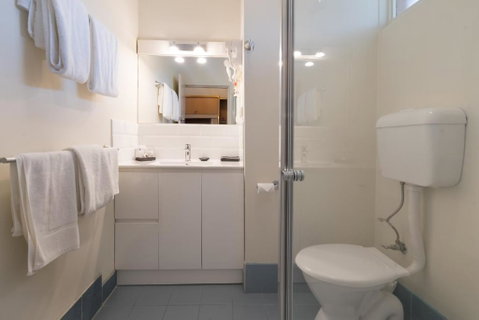 Moe Parklands Motel - Holiday Byron Bay 3