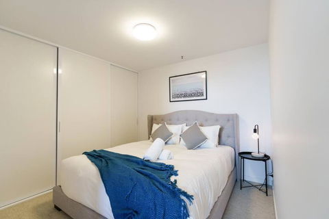 Modern 1 Bed Opposite Racecourse - Holiday Byron Bay 1