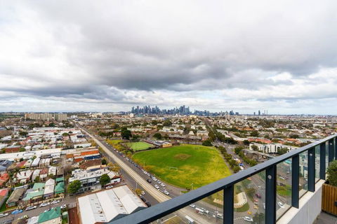 Modern 1 Bed Opposite Racecourse - Holiday Byron Bay 2