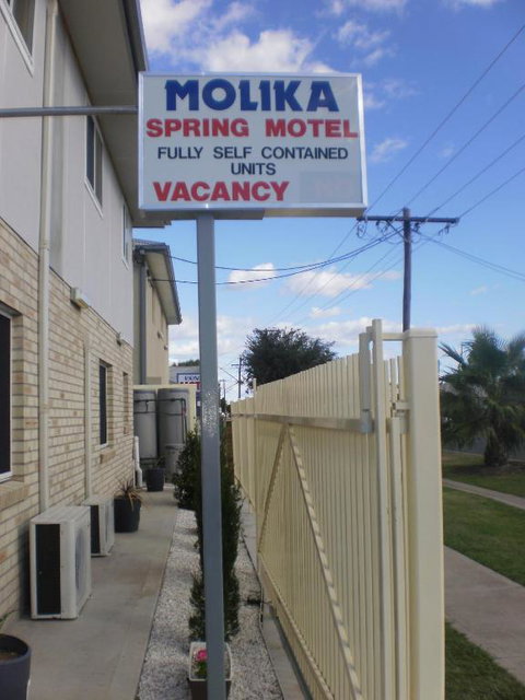Molika Springs Motel - Holiday Byron Bay 0