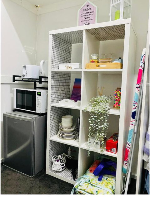 Modern Private Room With Ensuite - Holiday Byron Bay 3