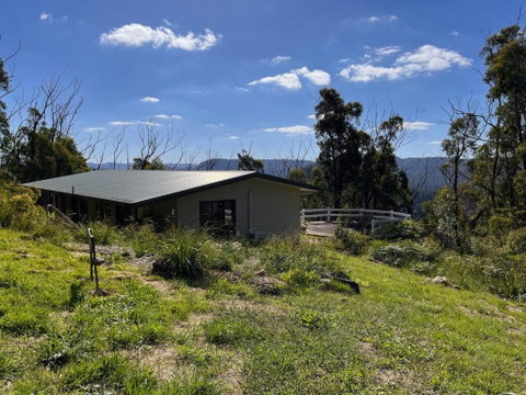 Mountain Tranquility - Holiday Byron Bay 0