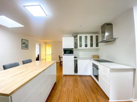 Myway - Burrum Heads - Close To Beach And Boat Ramp - 3BR - Holiday Byron Bay 2