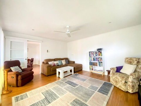 Myway - Burrum Heads - Close To Beach And Boat Ramp - 3BR - Holiday Byron Bay 3