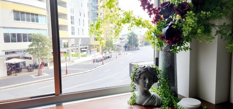 NYC Loft Brisbane, Free Parking! - Holiday Byron Bay 1