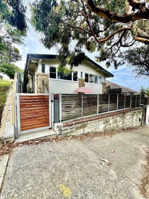 One Bed Apartment - Coogee Beach - Holiday Byron Bay 0