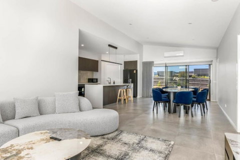 Opulence Cove - Holiday Byron Bay 0