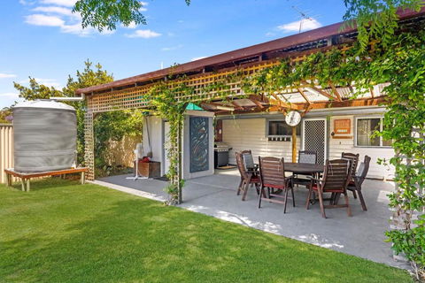 Our Humble Home Nannup - Holiday Byron Bay 1
