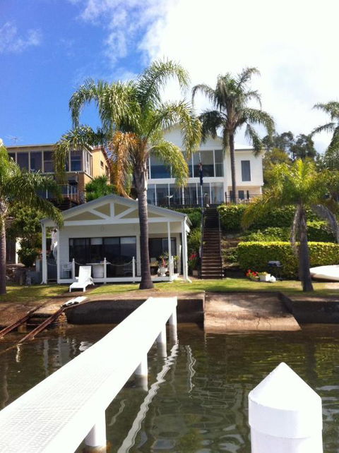 Overnight Reflections B&B - Holiday Byron Bay 0