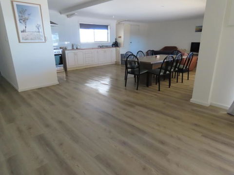 PACEYS PLACE - Holiday Byron Bay 1