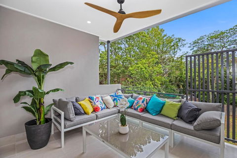 Park Avenue Luxe Townhouse Brand New Sleeps 9 - Holiday Byron Bay 2