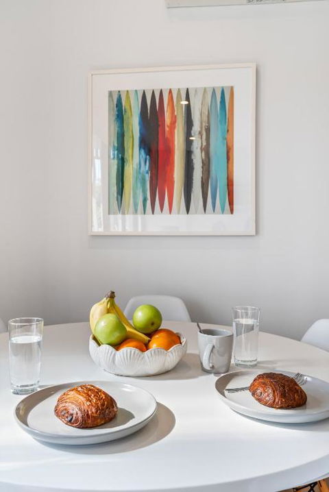 Park Life! Elegant & Sun-Filled 2 Bed 2 Bath Home In Caulfield North - Holiday Byron Bay 3