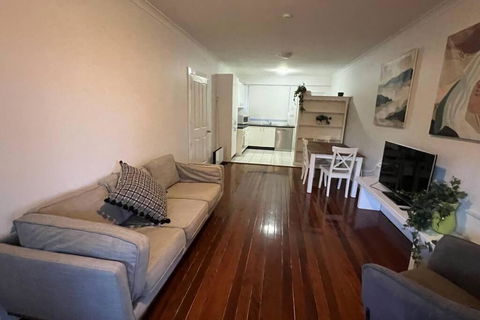 Paddington Pad With Back Deck And Free Car Space Close To Suncorp - Holiday Byron Bay 1