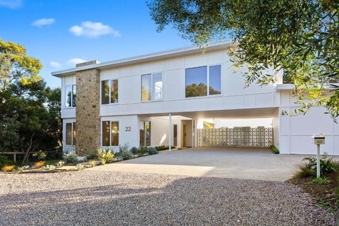 Palm Springs Hideaway - Holiday Byron Bay 3
