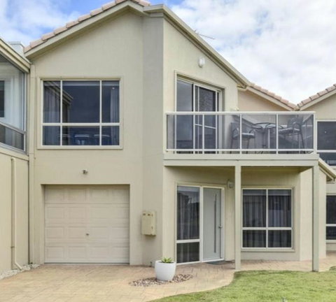 Panayil BeachHouse ! Stunning Ocean Views! - Holiday Byron Bay 0