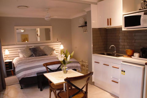 Paperbark Bed & Breakfast - Holiday Byron Bay 3