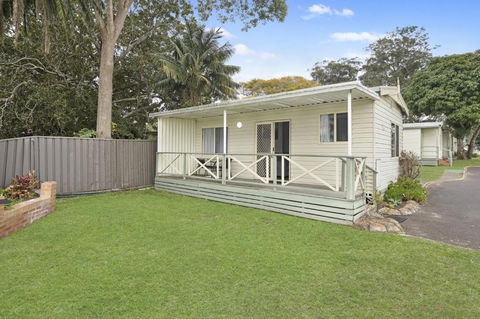 Paradise Palms Caravan Park - Holiday Byron Bay 1