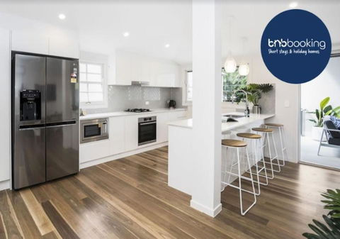 Park Avenue Terrace House Sleeps 9 - Holiday Byron Bay 0
