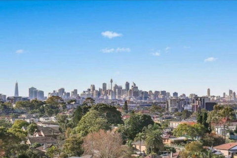 Penthouse In Rockdale CBD - Holiday Byron Bay 1