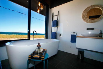 Perlubie Sea with Holiday Byron Bay