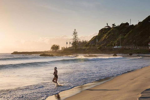 PET FRIENDLY & Super Central Retro Beach Pad! - Holiday Byron Bay 3