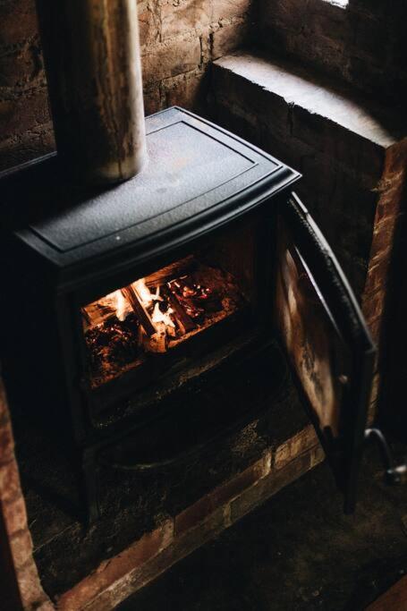 Pickers Hut - A Country Style Featured Dream Stay - Holiday Byron Bay 3