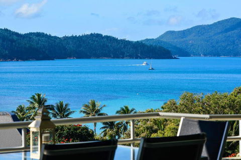 Poinciana Lodges - Ocean Views - Holiday Byron Bay 0