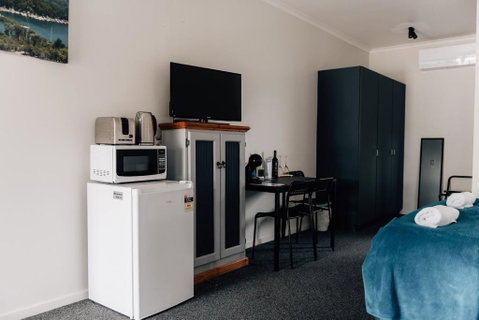 Port Albert Motel - Holiday Byron Bay 3