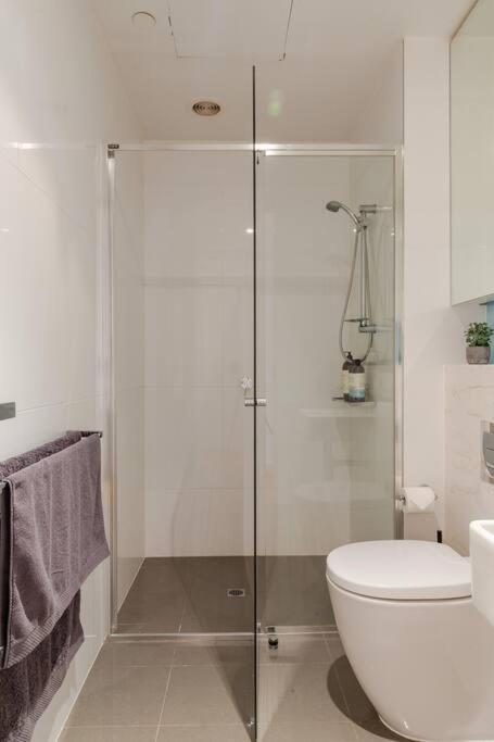 PORT MELBOURNE - A Stay At The Bay - Holiday Byron Bay 1