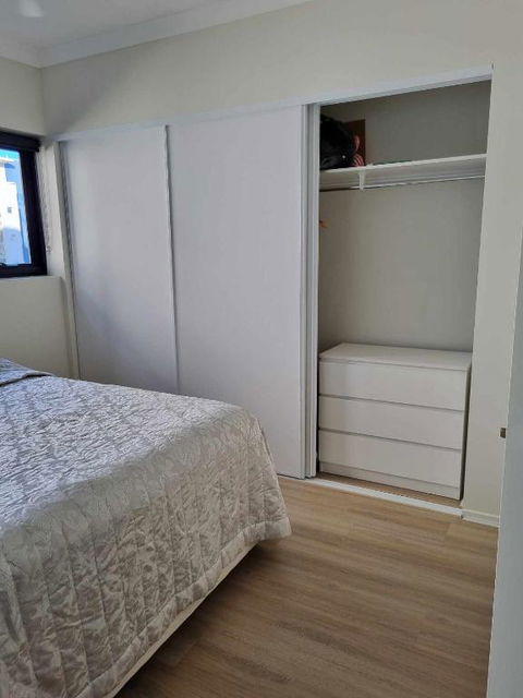 Private Bedroom And Bathroom In A Shared Apartment - Holiday Byron Bay 1