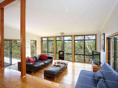 Postcards From The Edge - Holiday Byron Bay 2