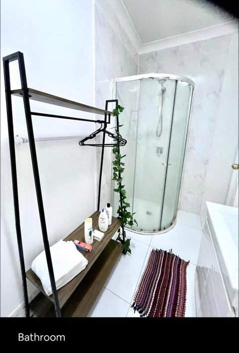 Private Entry Studio Room With Bathroom And Kitchen - Holiday Byron Bay 1