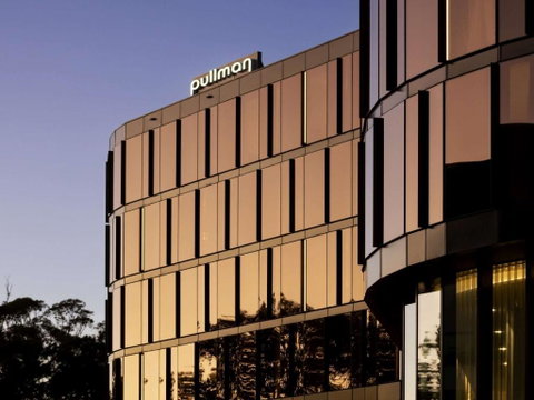 Pullman Sydney Penrith - Holiday Byron Bay 3