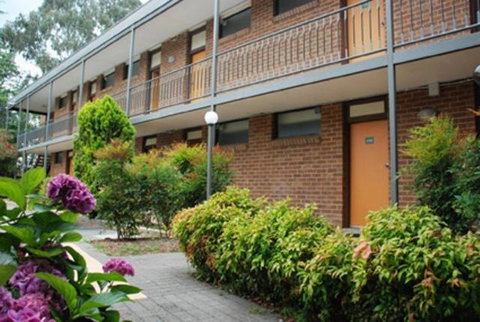 Red Cedars Motel - Holiday Byron Bay 0