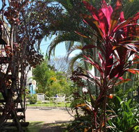 Asylum Cairns Hostel - Holiday Byron Bay