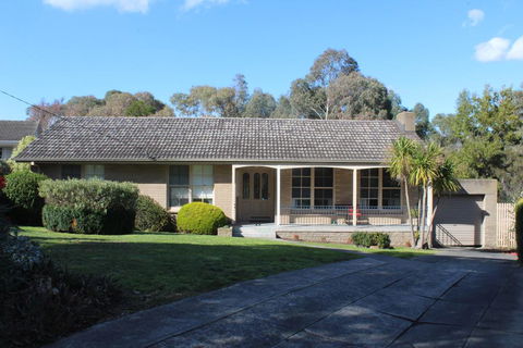 Australian Home Away @ Doncaster Grange Park - Holiday Byron Bay 0