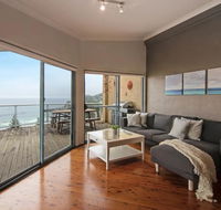 Avoca Heights House /// 4 BDR 2.5 BTH // Direct Ocean Views - Holiday Byron Bay