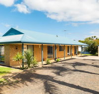 Back Beach Retreat - Holiday Byron Bay