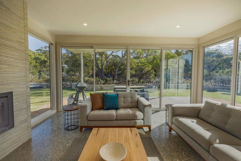 Baileys Beach House - Holiday Byron Bay 3