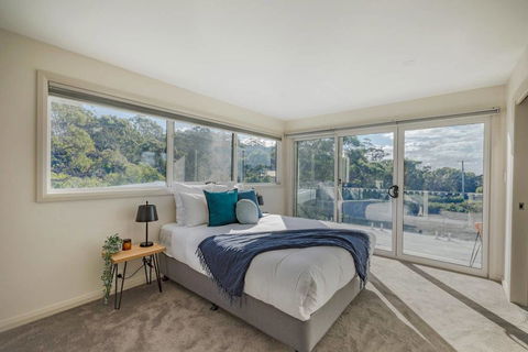 Baileys Beach House - Holiday Byron Bay 1